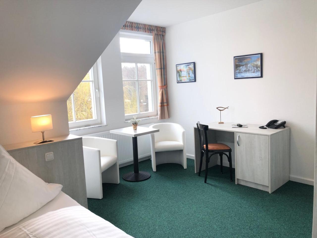 Neu-Helgoland Hotel เบอร์ลิน ภายนอก รูปภาพ